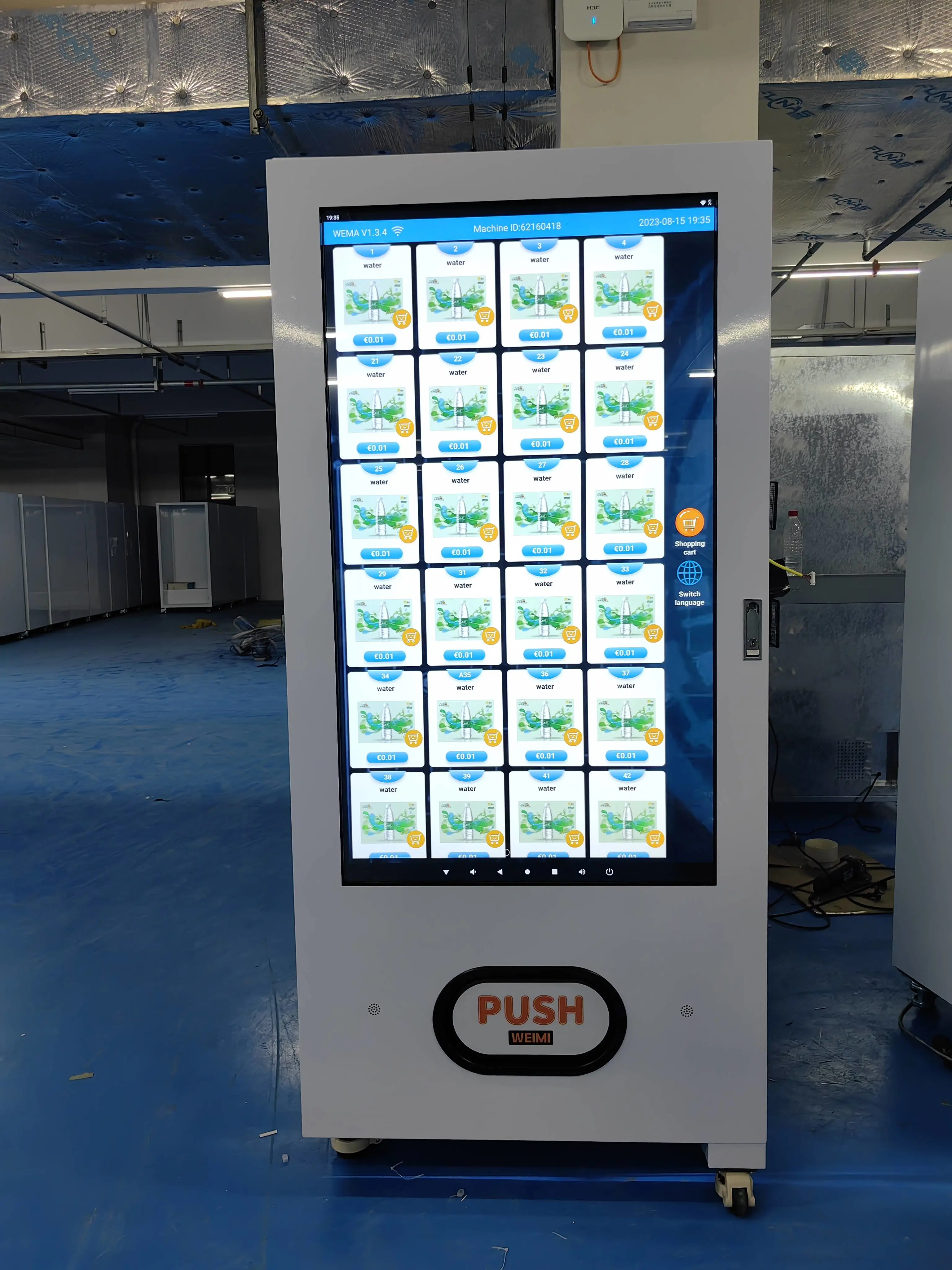 Germany: Snacks and Drinks Full-touchscreen Vending Machine